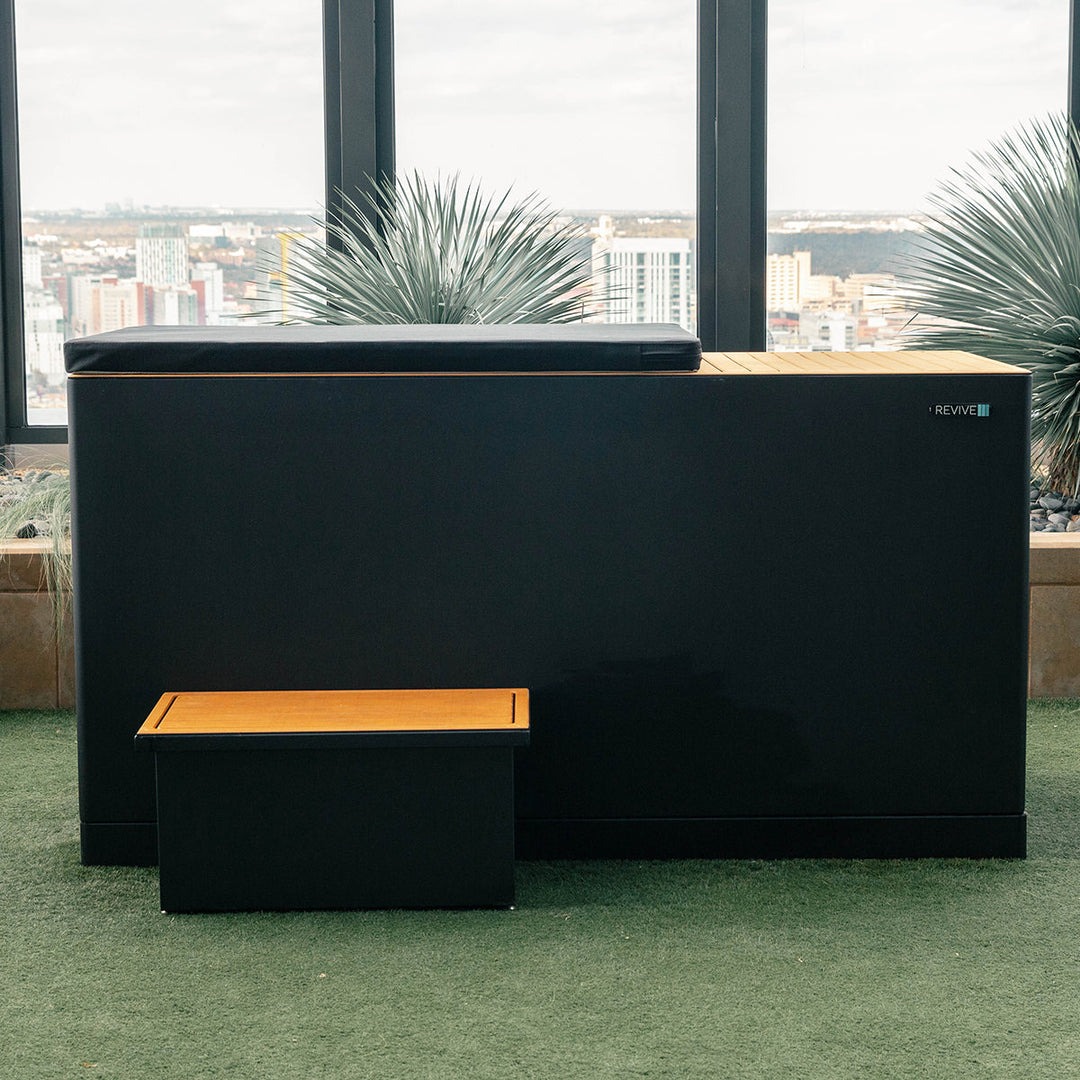Revive Plunge Luxury Plunge with 1hp Chiller