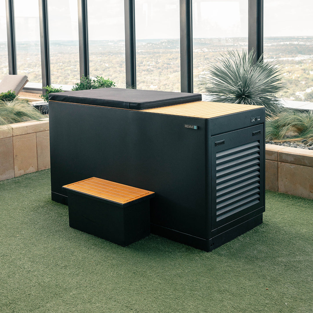 Revive Plunge 6 Person Traditional Sauna & Luxury Plunge